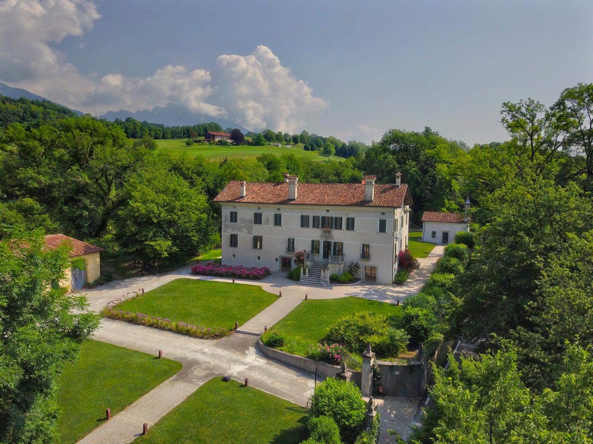 Villa San Liberale - Suites & Wellness - Villa Veneta Feltre Kültér fotó